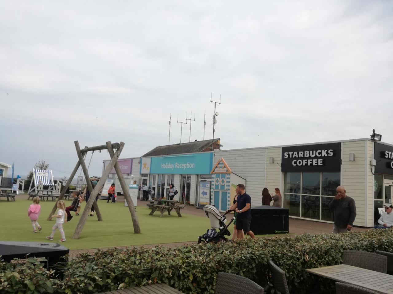 Happy Days Caravan Primrose Valley Filey Exteriér fotografie